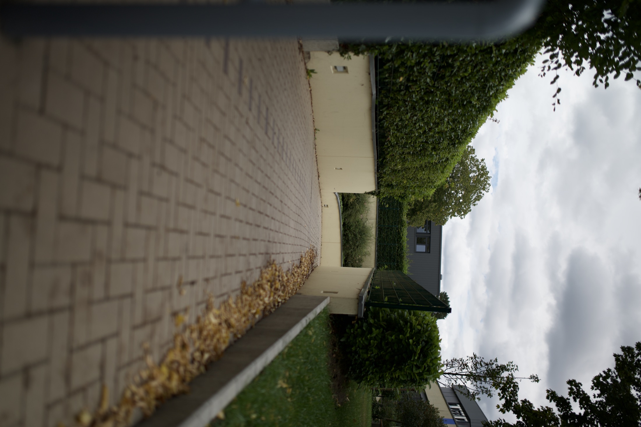 Schulhof Gymnasium — Foto 2