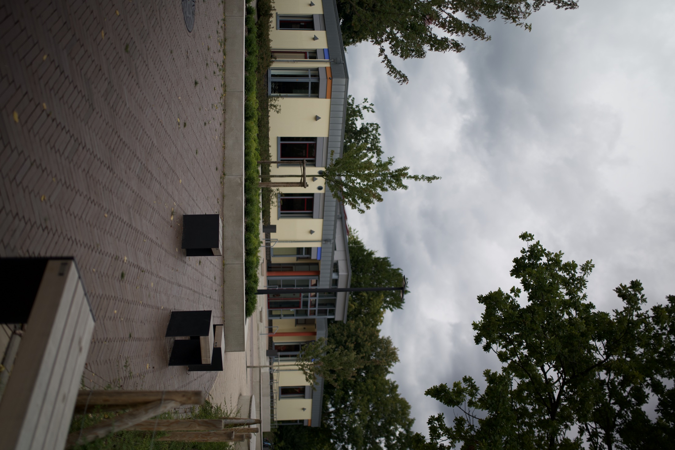 Schulhof Gymnasium — Foto 26