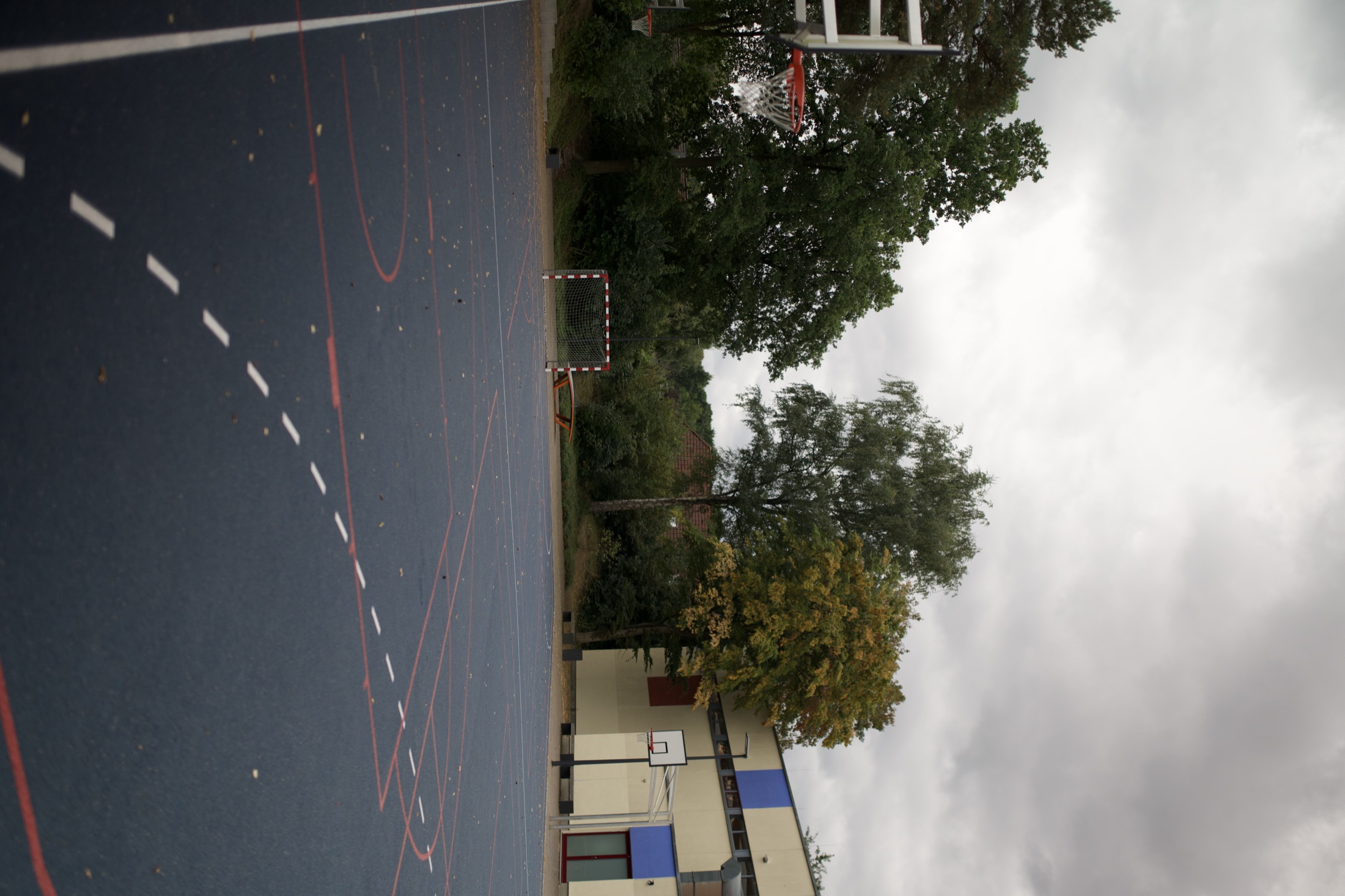 Schulhof Gymnasium — Foto 32