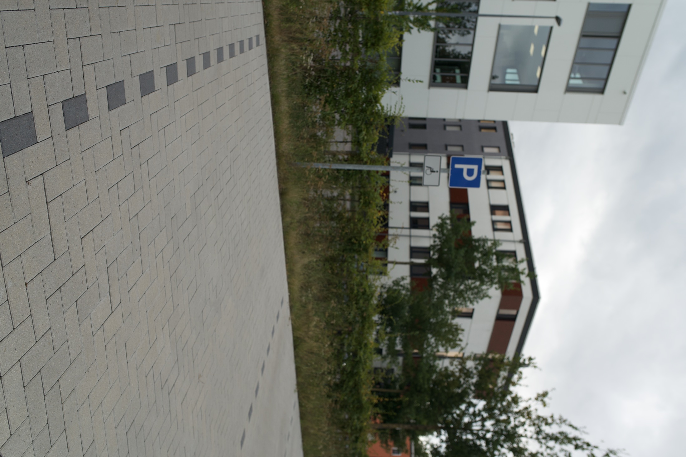 Außenanlage Helmholtz-Institut — Foto 4