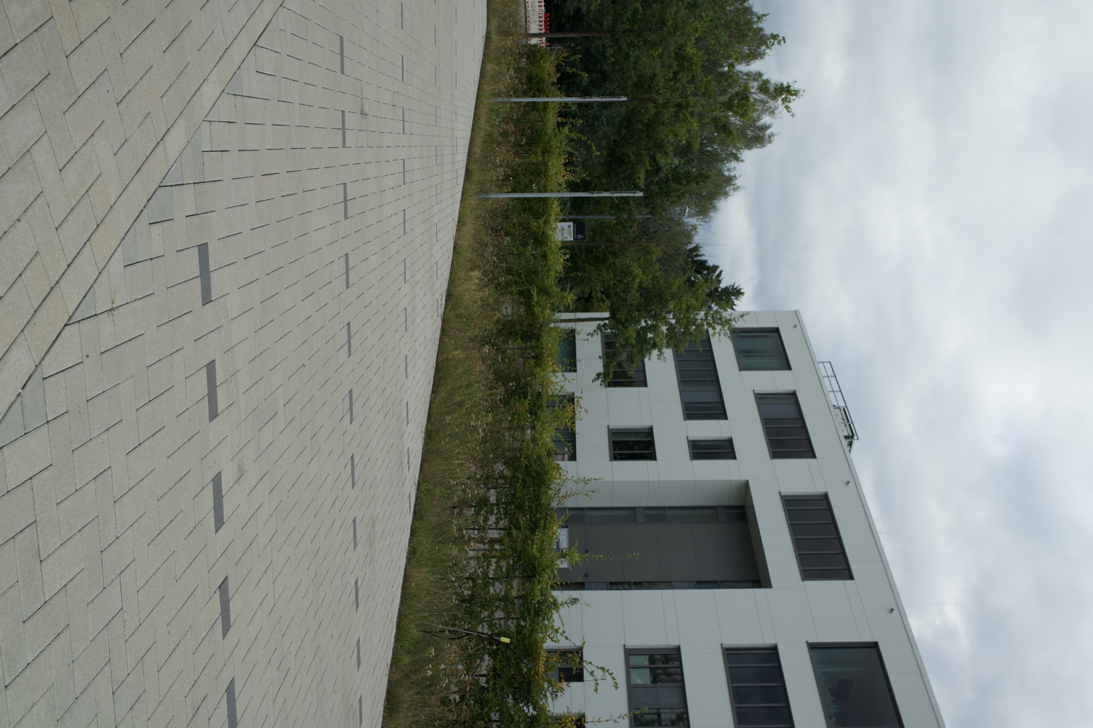 Außenanlage Helmholtz-Institut — Foto 24