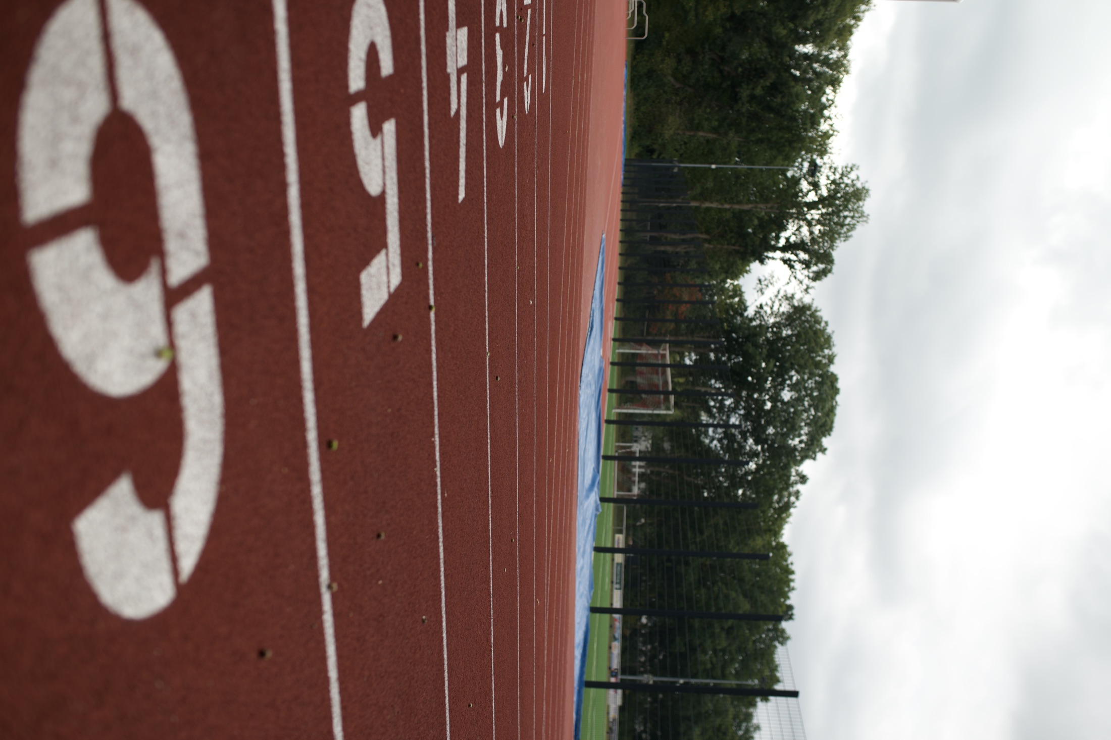 Sportanlage Uplengen — Foto 24