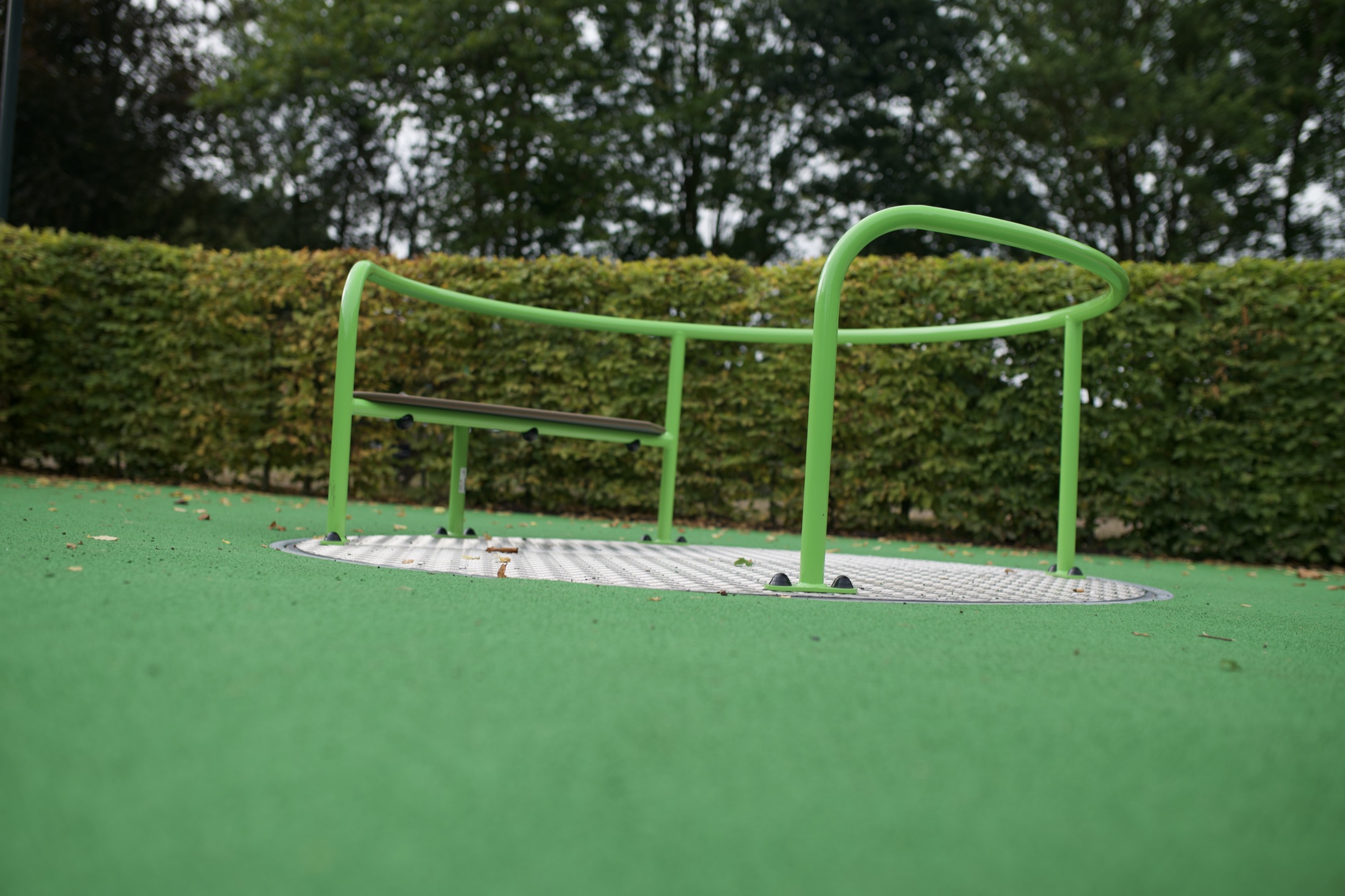 Sportplatz — Neubau mit Holzbau — Foto 17